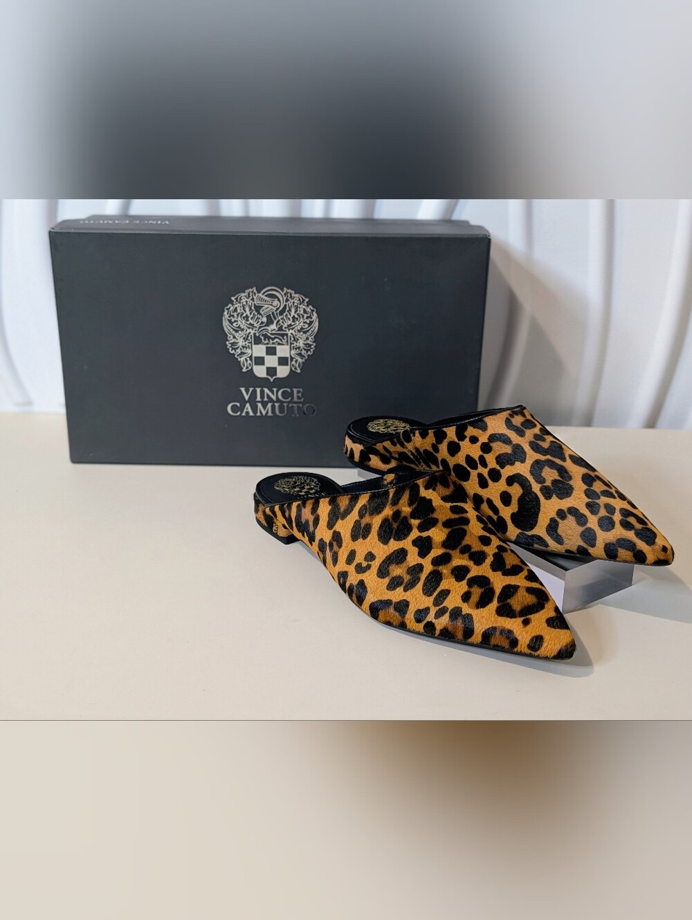 Vince Camuto Arlette Leopard Genuine Calf Hair Mules Size 8 NIB